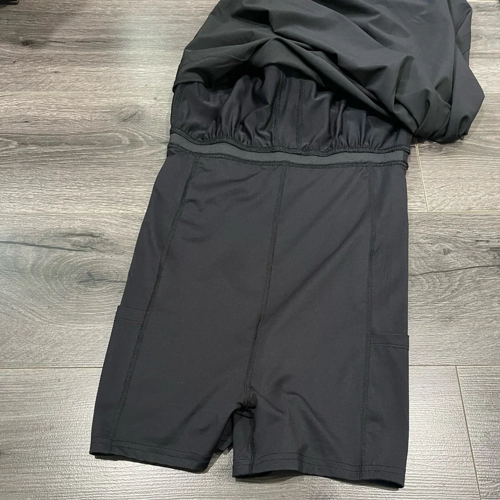 Women’s Flex Strappy Active Dress.    Black.   S